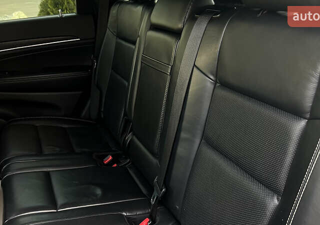 Белый Джип Гранд Чероки, объемом двигателя 2.99 л и пробегом 142 тыс. км за 25000 $, фото 35 на Automoto.ua