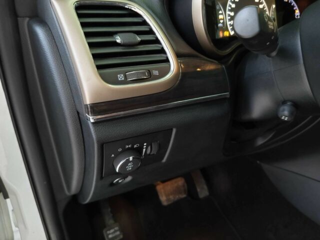 Білий Джип Grand Cherokee, об'ємом двигуна 3 л та пробігом 107 тис. км за 24500 $, фото 16 на Automoto.ua