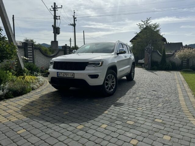 Білий Джип Grand Cherokee, об'ємом двигуна 3.6 л та пробігом 84 тис. км за 21900 $, фото 1 на Automoto.ua