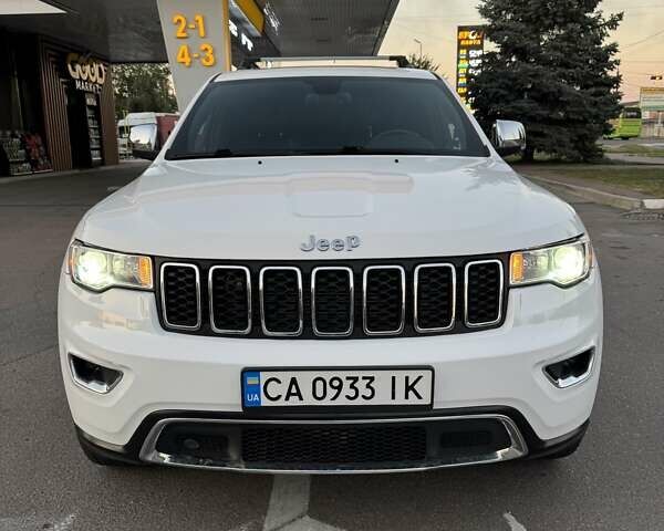 Джип Гранд Чероки 2016 в Черкассах на Automoto.ua Белый Джип Гранд Чероки, объемом двигателя 3.6 л и пробегом 164 тыс. км за 19600 $, фото 23 на Automoto.ua