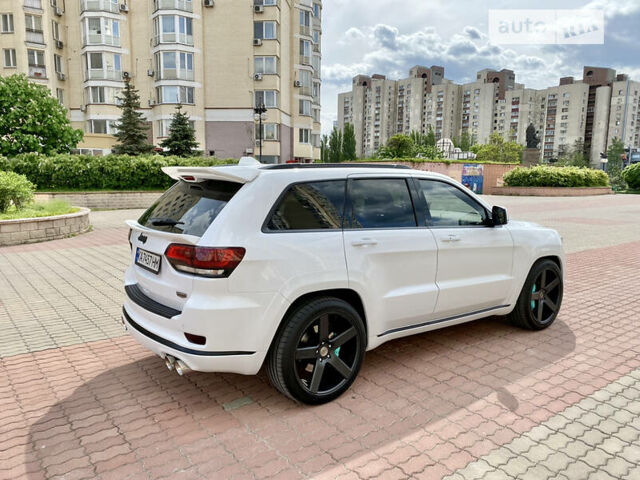 Білий Джип Grand Cherokee, об'ємом двигуна 5.7 л та пробігом 84 тис. км за 35000 $, фото 11 на Automoto.ua