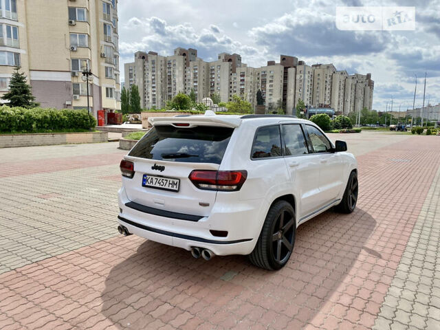 Білий Джип Grand Cherokee, об'ємом двигуна 5.7 л та пробігом 84 тис. км за 35000 $, фото 17 на Automoto.ua