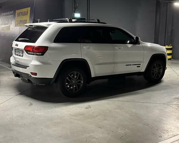 Джип Grand Cherokee 2016 у Києві на Automoto.ua Білий Джип Grand Cherokee, об'ємом двигуна 3.6 л та пробігом 246 тис. км за 20499 $, фото 1 на Automoto.ua