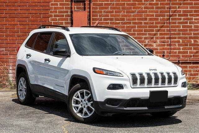 Білий Джип Grand Cherokee, об'ємом двигуна 2.4 л та пробігом 65 тис. км за 1900 $, фото 3 на Automoto.ua