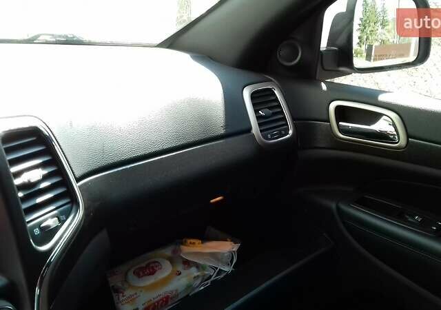 Белый Джип Гранд Чероки, объемом двигателя 3.6 л и пробегом 65 тыс. км за 21700 $, фото 24 на Automoto.ua