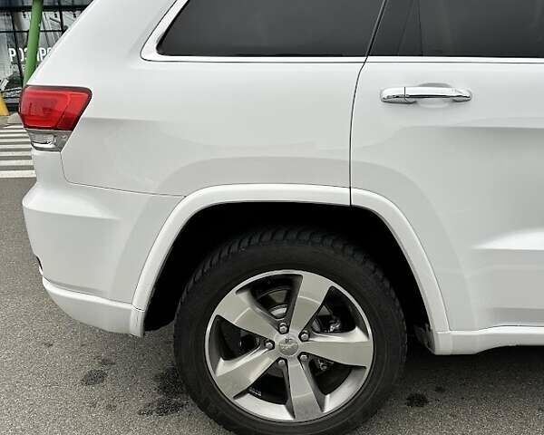 Белый Джип Гранд Чероки, объемом двигателя 3 л и пробегом 155 тыс. км за 22500 $, фото 58 на Automoto.ua