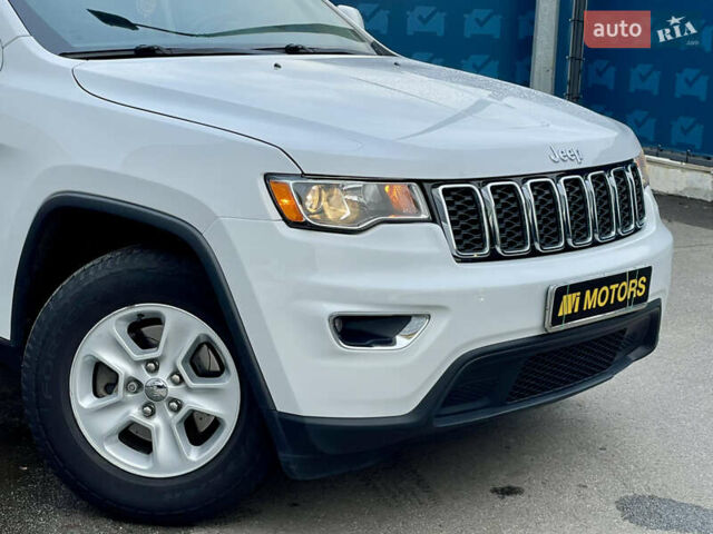 Білий Джип Grand Cherokee, об'ємом двигуна 3.6 л та пробігом 85 тис. км за 19800 $, фото 8 на Automoto.ua
