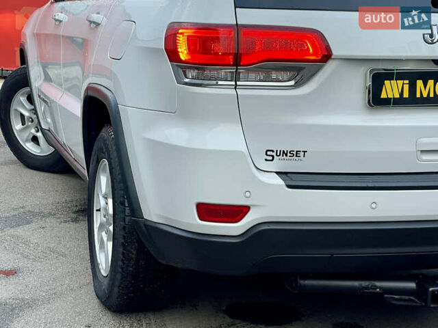 Білий Джип Grand Cherokee, об'ємом двигуна 3.6 л та пробігом 85 тис. км за 19800 $, фото 24 на Automoto.ua
