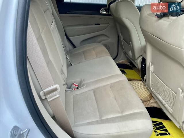 Білий Джип Grand Cherokee, об'ємом двигуна 3.6 л та пробігом 85 тис. км за 19800 $, фото 63 на Automoto.ua