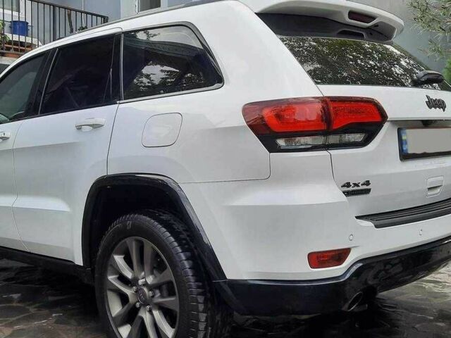 Білий Джип Grand Cherokee, об'ємом двигуна 3 л та пробігом 113 тис. км за 22700 $, фото 16 на Automoto.ua