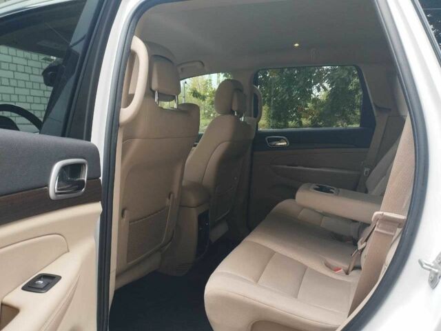 Белый Джип Гранд Чероки, объемом двигателя 3.6 л и пробегом 165 тыс. км за 22490 $, фото 12 на Automoto.ua