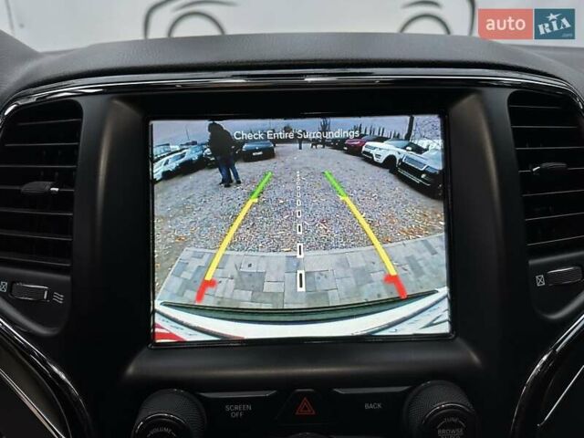 Белый Джип Гранд Чероки, объемом двигателя 5.85 л и пробегом 188 тыс. км за 25900 $, фото 26 на Automoto.ua