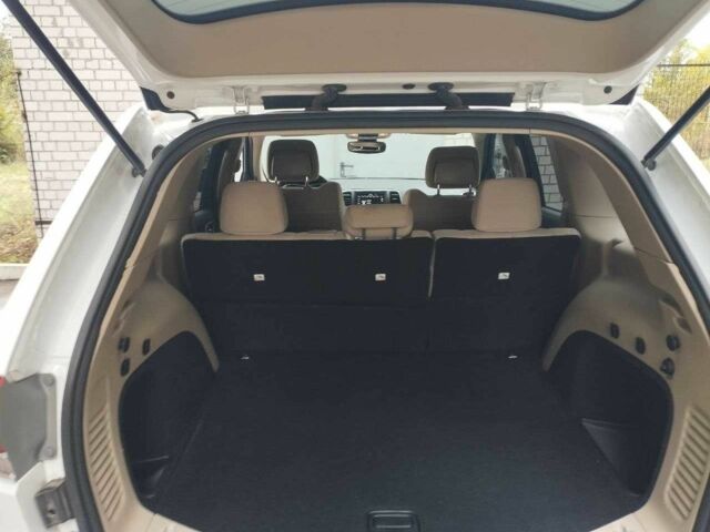 Белый Джип Гранд Чероки, объемом двигателя 3.6 л и пробегом 165 тыс. км за 22490 $, фото 21 на Automoto.ua