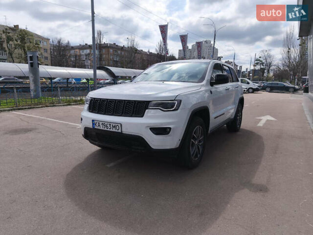 Білий Джип Grand Cherokee, об'ємом двигуна 3.6 л та пробігом 63 тис. км за 29900 $, фото 2 на Automoto.ua