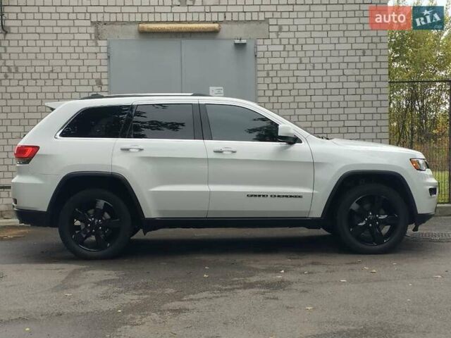 Білий Джип Grand Cherokee, об'ємом двигуна 3.6 л та пробігом 165 тис. км за 23390 $, фото 7 на Automoto.ua