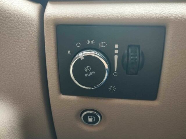 Белый Джип Гранд Чероки, объемом двигателя 3.6 л и пробегом 165 тыс. км за 22490 $, фото 16 на Automoto.ua