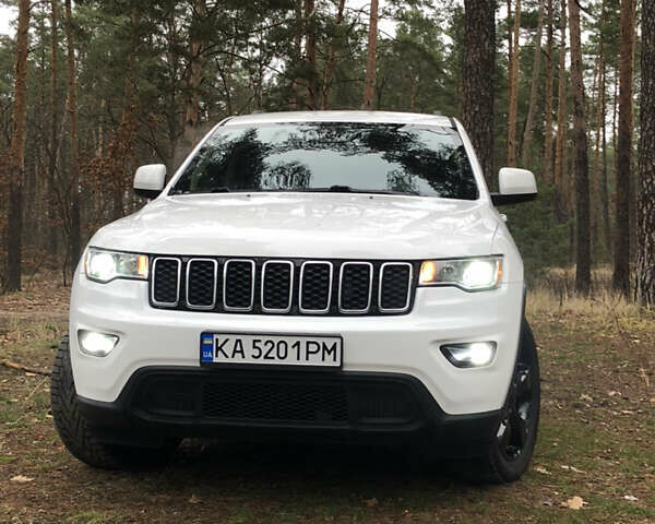 Білий Джип Grand Cherokee, об'ємом двигуна 3.6 л та пробігом 166 тис. км за 22700 $, фото 8 на Automoto.ua