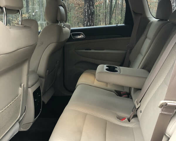 Білий Джип Grand Cherokee, об'ємом двигуна 3.6 л та пробігом 166 тис. км за 22700 $, фото 28 на Automoto.ua