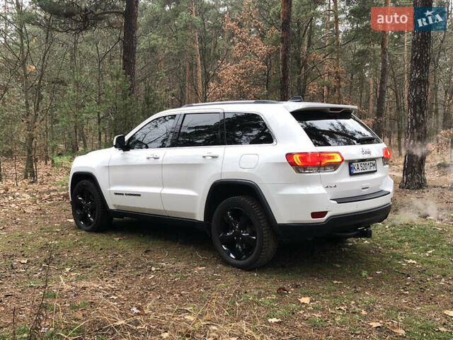 Білий Джип Grand Cherokee, об'ємом двигуна 3.6 л та пробігом 166 тис. км за 22700 $, фото 1 на Automoto.ua