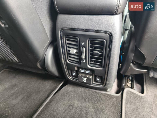 Білий Джип Grand Cherokee, об'ємом двигуна 3.6 л та пробігом 63 тис. км за 29900 $, фото 21 на Automoto.ua