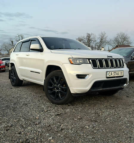 Белый Джип Гранд Чероки, объемом двигателя 3.6 л и пробегом 210 тыс. км за 23700 $, фото 10 на Automoto.ua