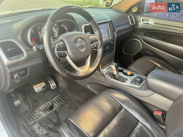 Белый Джип Гранд Чероки, объемом двигателя 2.99 л и пробегом 171 тыс. км за 23200 $, фото 8 на Automoto.ua