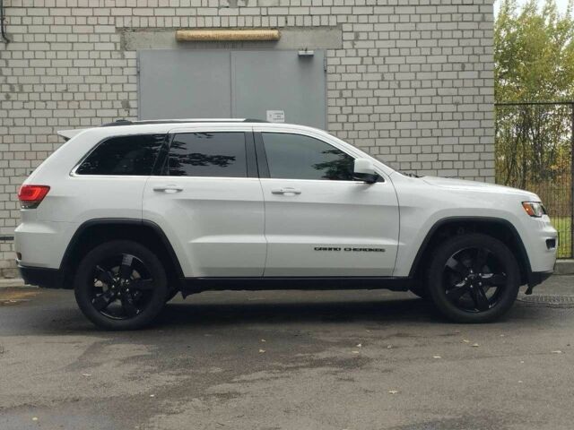 Белый Джип Гранд Чероки, объемом двигателя 3.6 л и пробегом 165 тыс. км за 22490 $, фото 5 на Automoto.ua