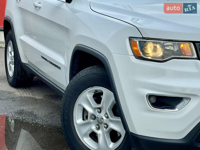 Білий Джип Grand Cherokee, об'ємом двигуна 3.6 л та пробігом 85 тис. км за 19800 $, фото 6 на Automoto.ua