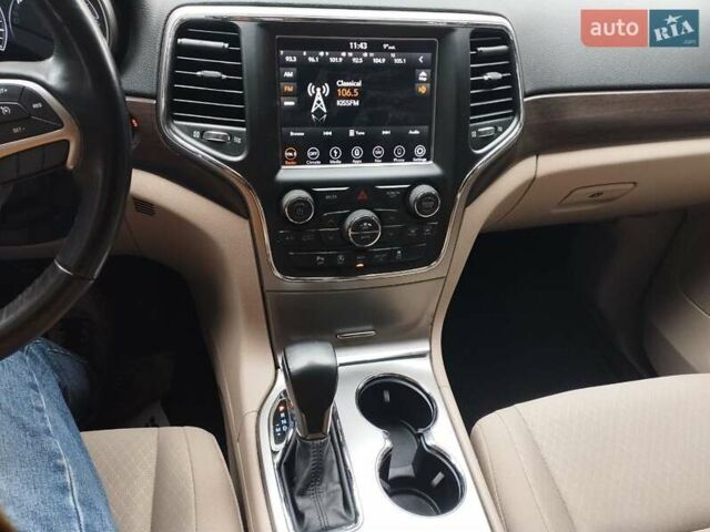 Білий Джип Grand Cherokee, об'ємом двигуна 3.6 л та пробігом 165 тис. км за 23390 $, фото 25 на Automoto.ua