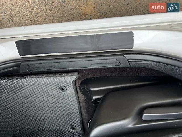 Белый Джип Гранд Чероки, объемом двигателя 3.6 л и пробегом 121 тыс. км за 19900 $, фото 30 на Automoto.ua