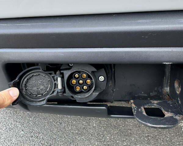 Білий Джип Grand Cherokee, об'ємом двигуна 5.65 л та пробігом 108 тис. км за 26700 $, фото 16 на Automoto.ua