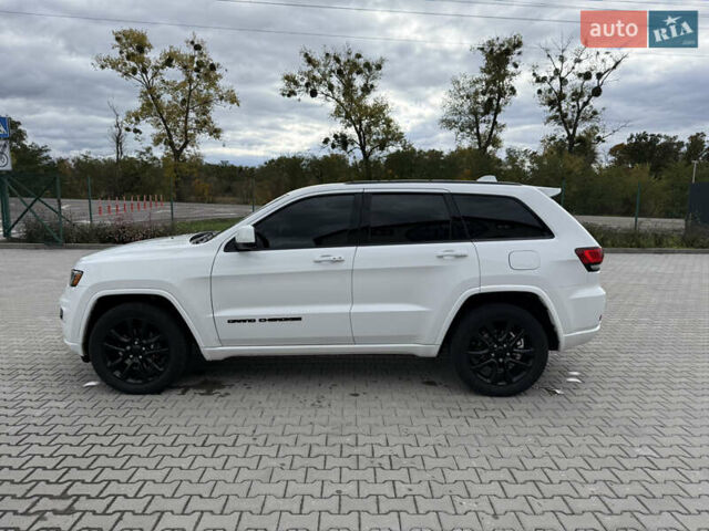 Білий Джип Grand Cherokee, об'ємом двигуна 3.6 л та пробігом 134 тис. км за 18500 $, фото 8 на Automoto.ua