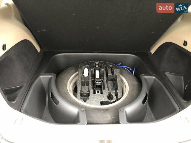 Білий Джип Grand Cherokee, об'ємом двигуна 3.6 л та пробігом 166 тис. км за 22700 $, фото 31 на Automoto.ua