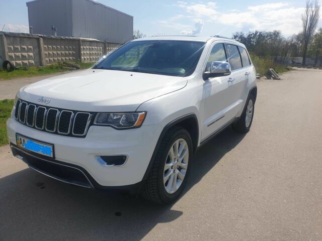 Білий Джип Grand Cherokee, об'ємом двигуна 0.36 л та пробігом 108 тис. км за 25500 $, фото 7 на Automoto.ua