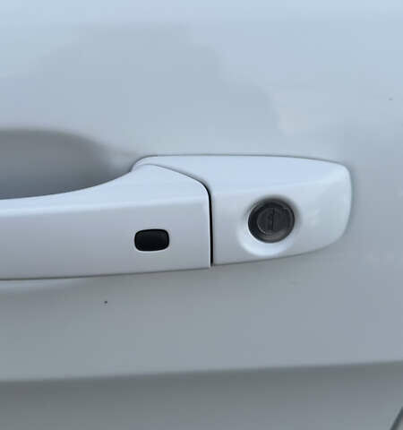 Белый Джип Гранд Чероки, объемом двигателя 3.6 л и пробегом 210 тыс. км за 23700 $, фото 14 на Automoto.ua