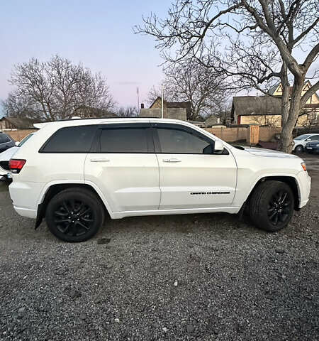 Белый Джип Гранд Чероки, объемом двигателя 3.6 л и пробегом 210 тыс. км за 23700 $, фото 9 на Automoto.ua