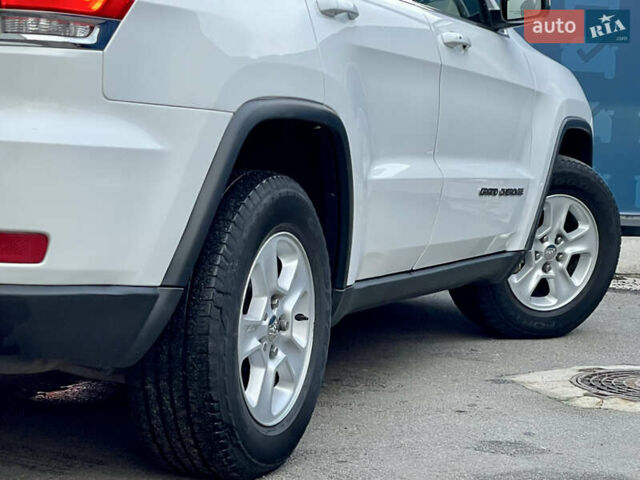 Білий Джип Grand Cherokee, об'ємом двигуна 3.6 л та пробігом 85 тис. км за 19800 $, фото 26 на Automoto.ua