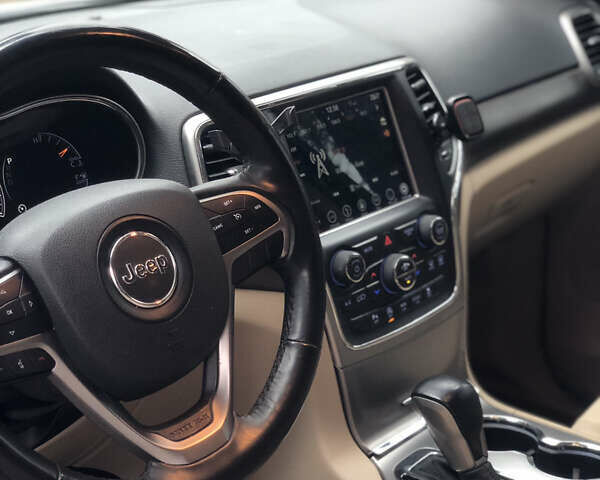 Білий Джип Grand Cherokee, об'ємом двигуна 3.6 л та пробігом 166 тис. км за 22700 $, фото 25 на Automoto.ua