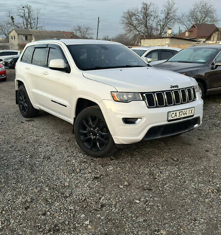 Белый Джип Гранд Чероки, объемом двигателя 3.6 л и пробегом 210 тыс. км за 23700 $, фото 11 на Automoto.ua