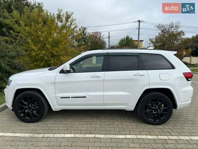 Белый Джип Гранд Чероки, объемом двигателя 3.6 л и пробегом 121 тыс. км за 19900 $, фото 5 на Automoto.ua