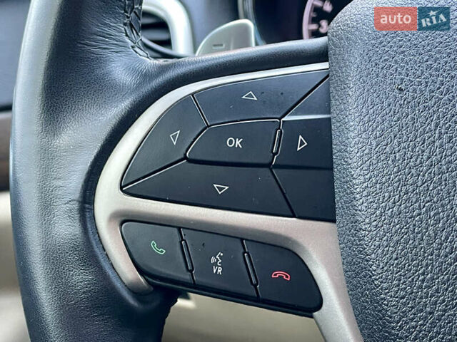 Білий Джип Grand Cherokee, об'ємом двигуна 3.6 л та пробігом 85 тис. км за 19800 $, фото 37 на Automoto.ua