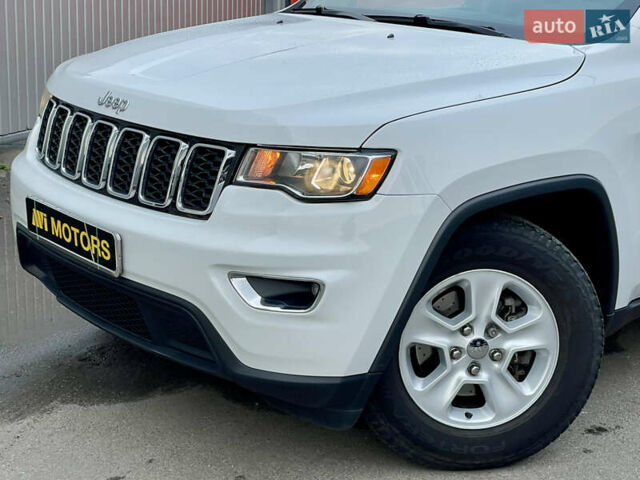 Білий Джип Grand Cherokee, об'ємом двигуна 3.6 л та пробігом 85 тис. км за 19800 $, фото 9 на Automoto.ua