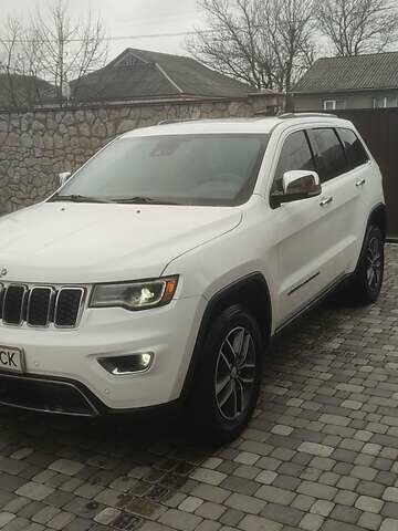 Білий Джип Grand Cherokee, об'ємом двигуна 3.6 л та пробігом 90 тис. км за 34000 $, фото 3 на Automoto.ua