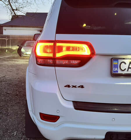 Белый Джип Гранд Чероки, объемом двигателя 3.6 л и пробегом 210 тыс. км за 23700 $, фото 12 на Automoto.ua