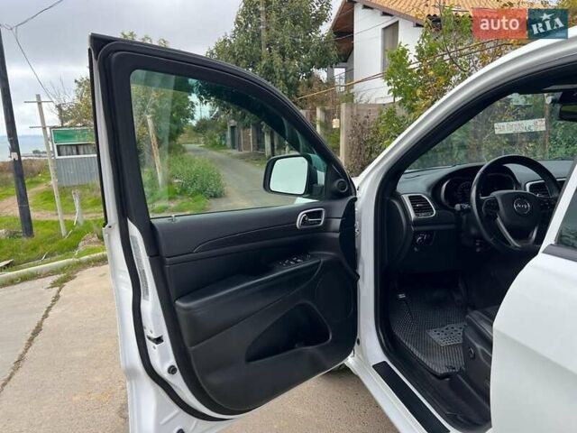 Белый Джип Гранд Чероки, объемом двигателя 3.6 л и пробегом 121 тыс. км за 19900 $, фото 19 на Automoto.ua