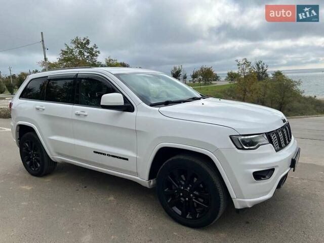 Белый Джип Гранд Чероки, объемом двигателя 3.6 л и пробегом 121 тыс. км за 19900 $, фото 8 на Automoto.ua