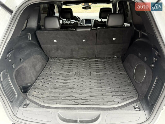 Білий Джип Grand Cherokee, об'ємом двигуна 3.6 л та пробігом 134 тис. км за 18500 $, фото 13 на Automoto.ua