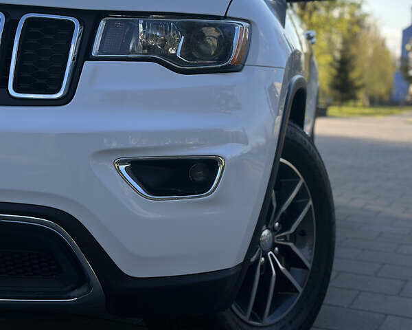 Білий Джип Grand Cherokee, об'ємом двигуна 3.6 л та пробігом 123 тис. км за 29500 $, фото 8 на Automoto.ua