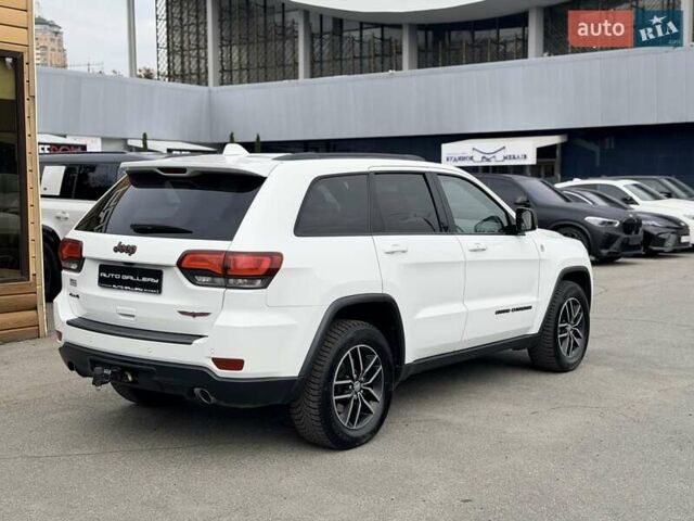 Білий Джип Grand Cherokee, об'ємом двигуна 3.6 л та пробігом 123 тис. км за 28500 $, фото 6 на Automoto.ua