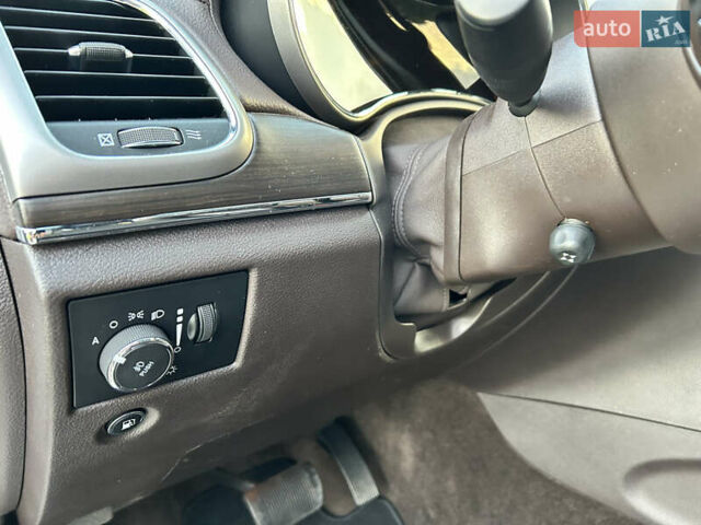 Белый Джип Гранд Чероки, объемом двигателя 3.6 л и пробегом 102 тыс. км за 28000 $, фото 34 на Automoto.ua